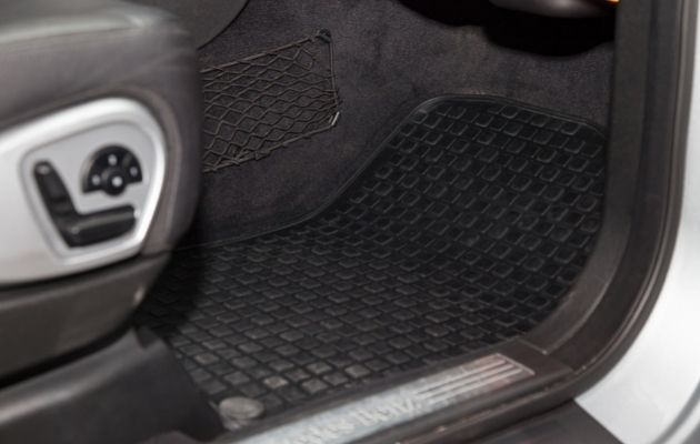 install floor mats