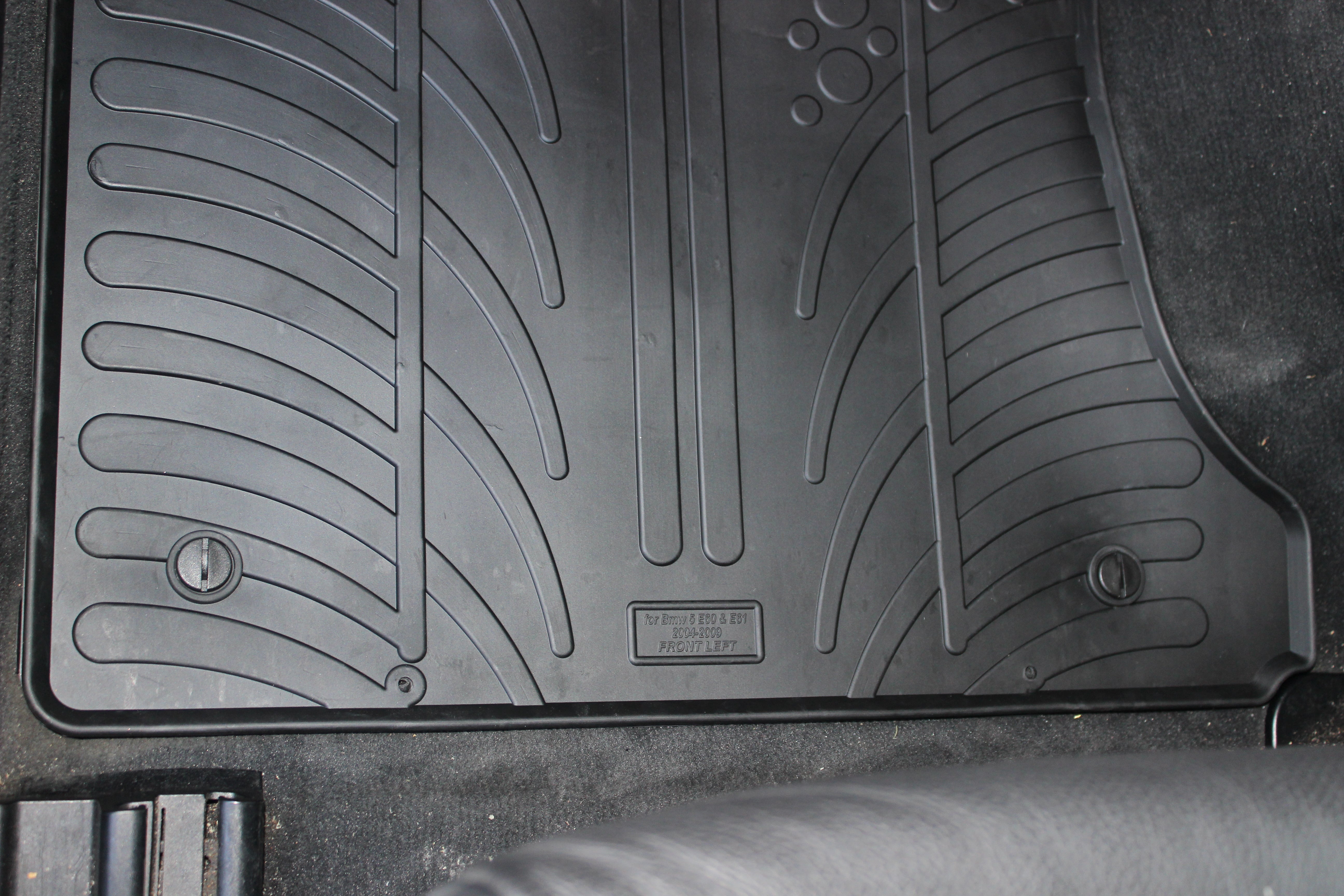 Floor mats for BMW X1 U11