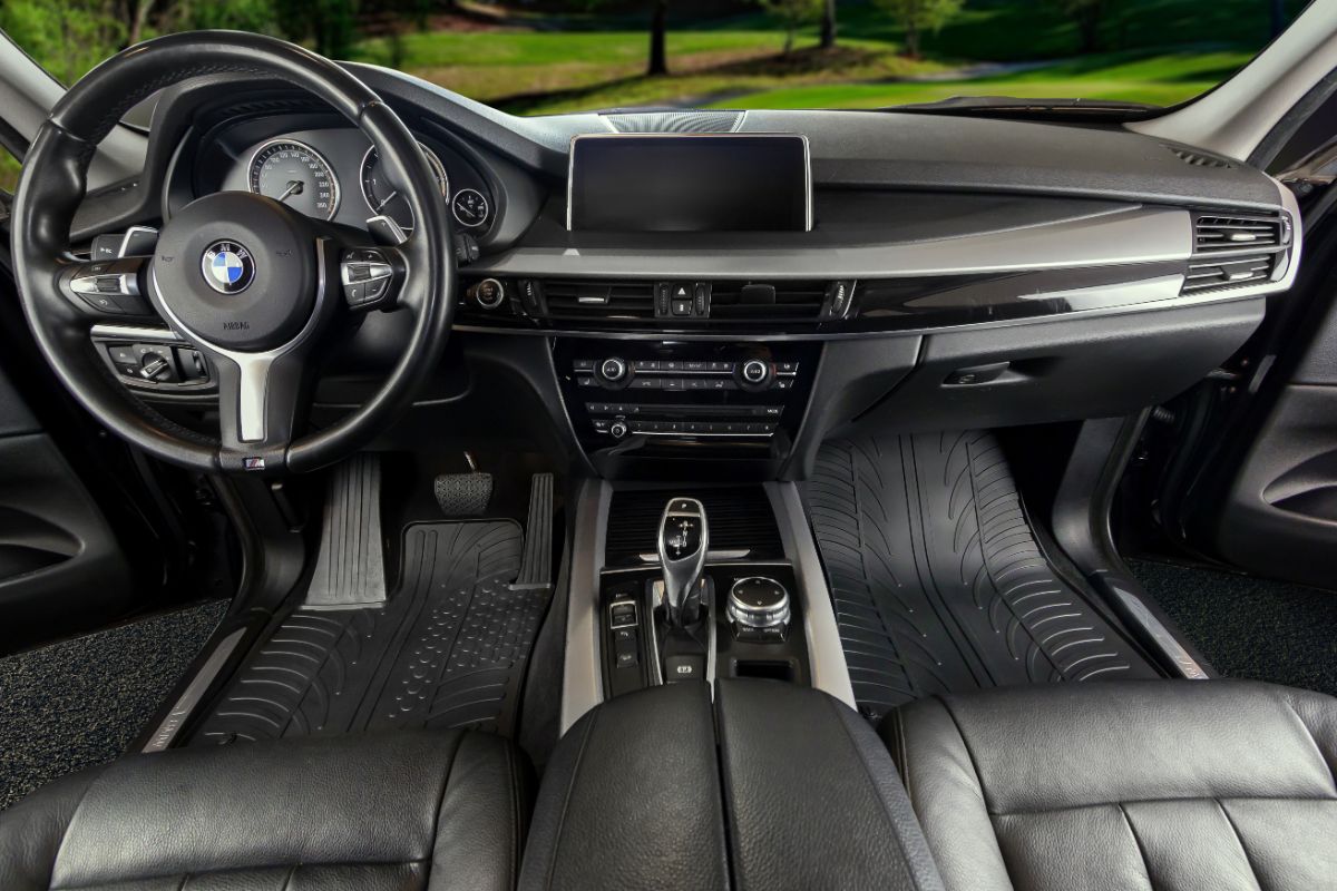 Custom Fit Floor Mats For BMW 3 Series 325i/328i/330i/335i (E90/E91) 2006-2011