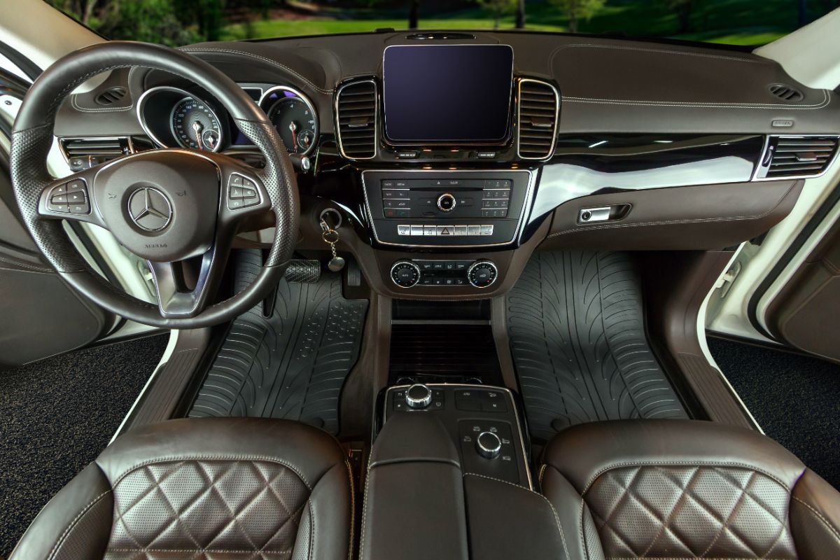 GledringUSA custom fit floor (X204) GLK for mats Mercedes-Benz 2010-2015