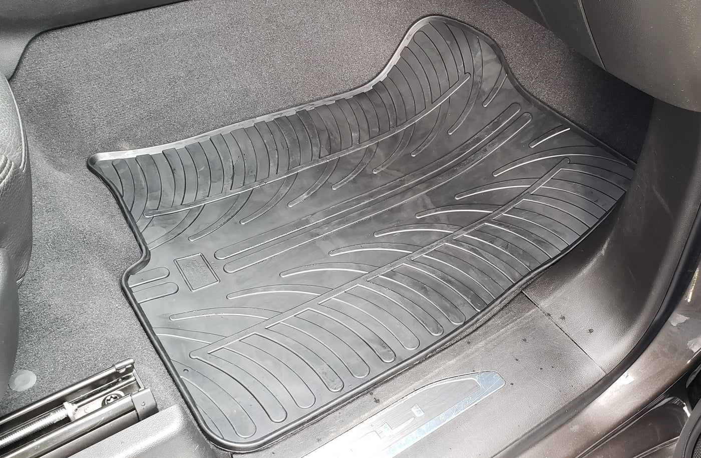 GUSA Custom Floor Mats for Chevy Silverado 1500 (Carpet) Crew/Double Cab 2019-2026